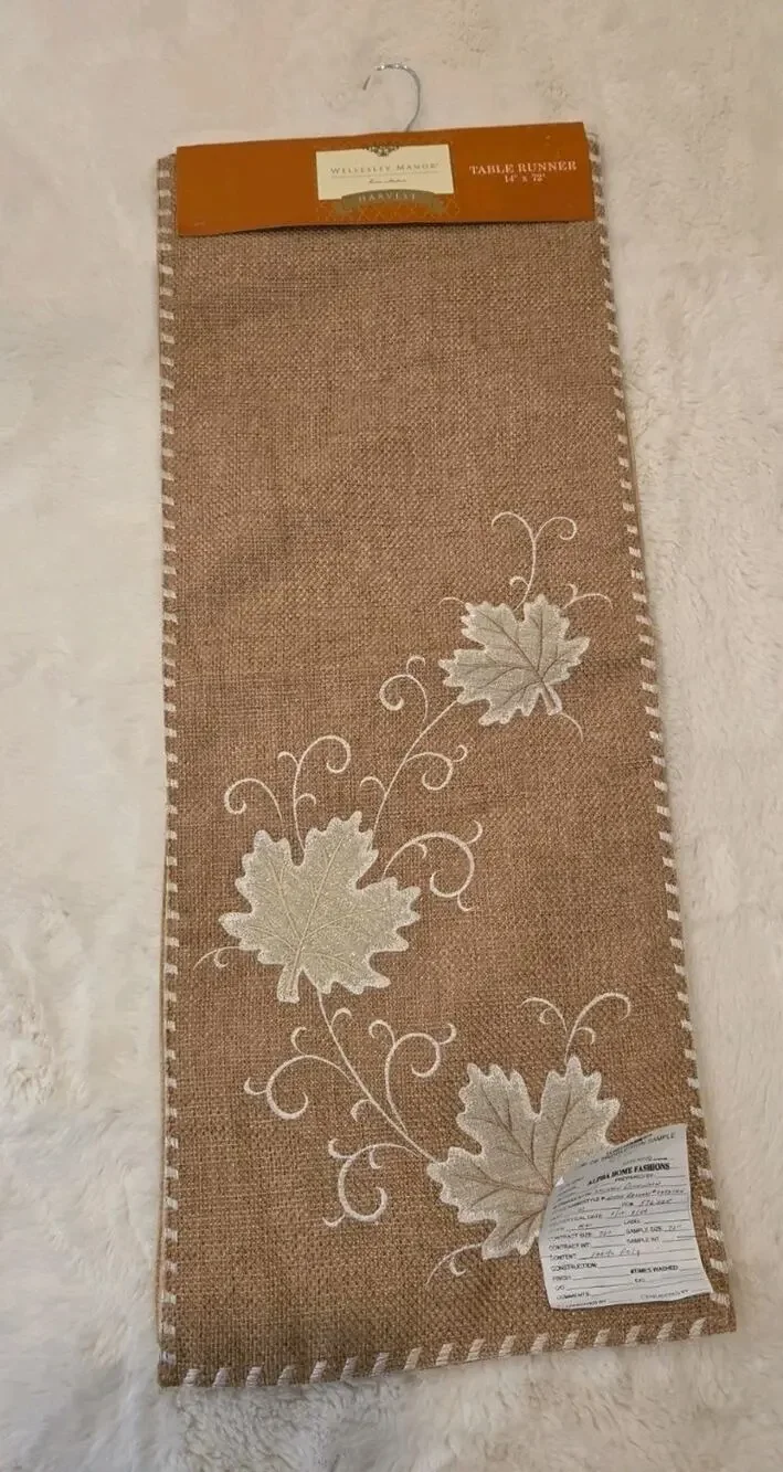 RARE Marmaxx Sample Table Runner Alpha Home Fashions